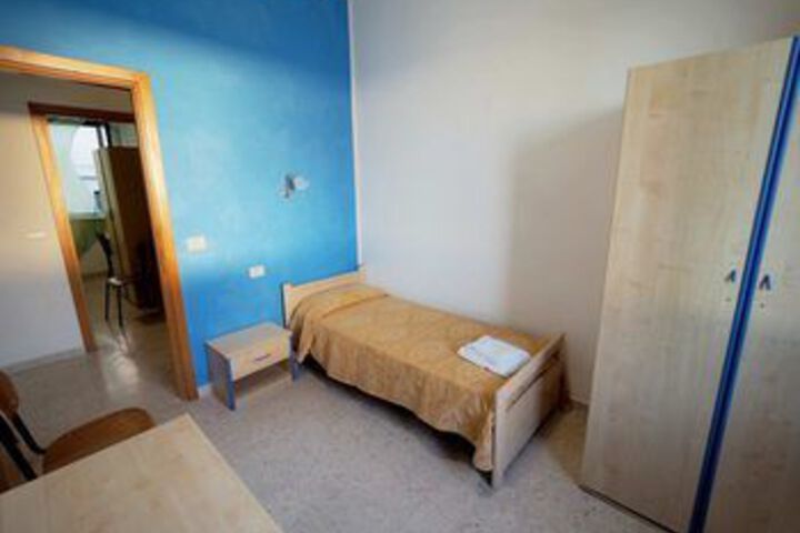 Room 10 of 23