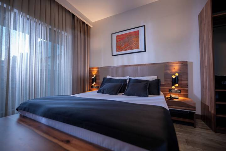 Room 15 of 66