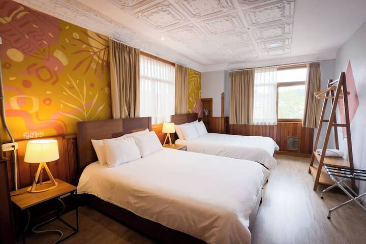 Room 14 of 30