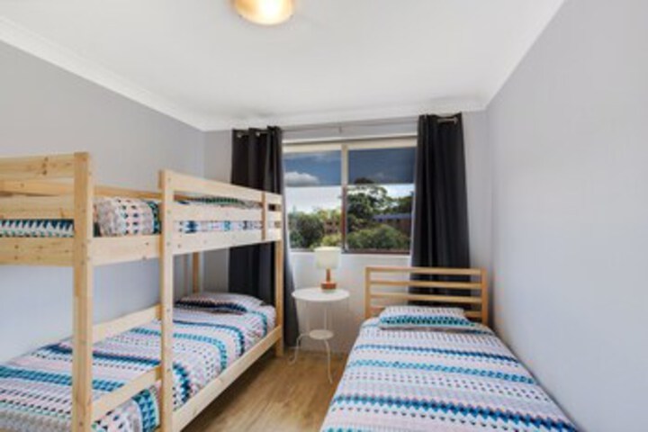 Room 12 of 12