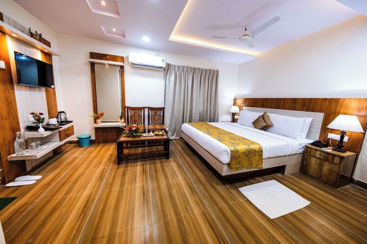 Room 7 of 25