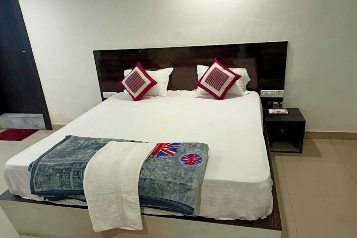 Room 19 of 48