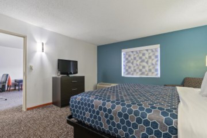 Room 21 of 42