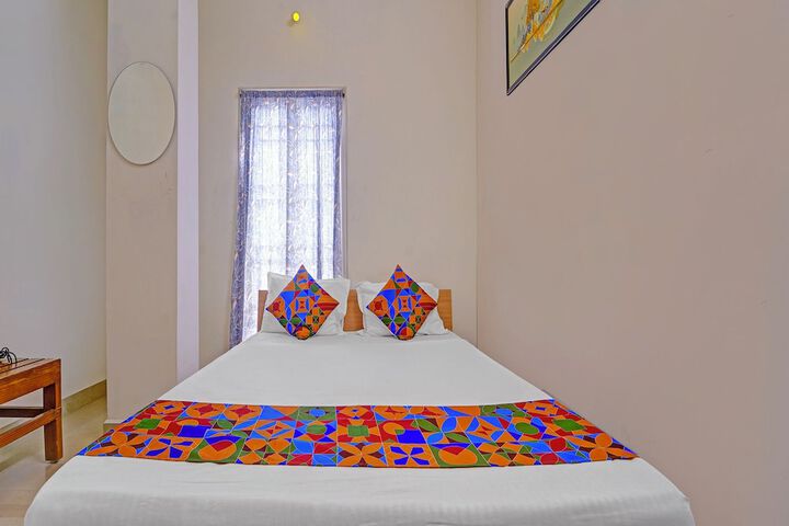 Room 18 of 26