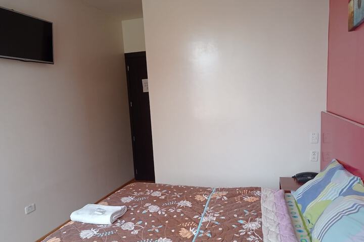Room 5 of 7
