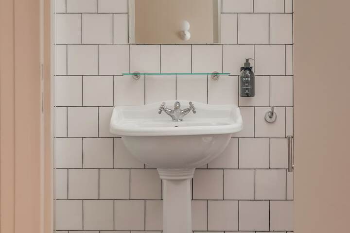 Clean Restrooms