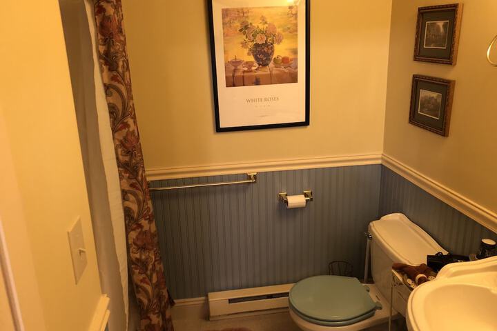 Room 22 of 32