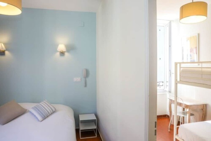 Room 10 of 53