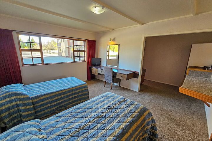 Room 5 of 24