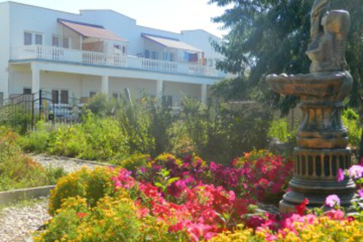 Peschanyij Bereg Hotel