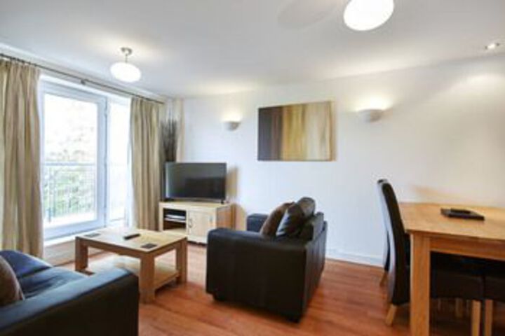 Room 16 of 19