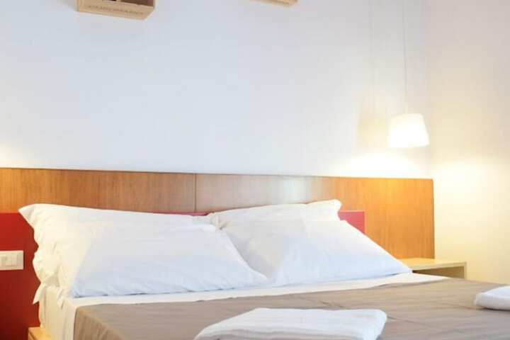 Room 20 of 31
