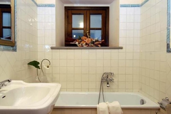 Bath Interior