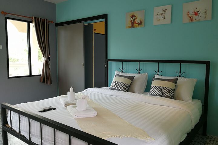 Room 45 of 98