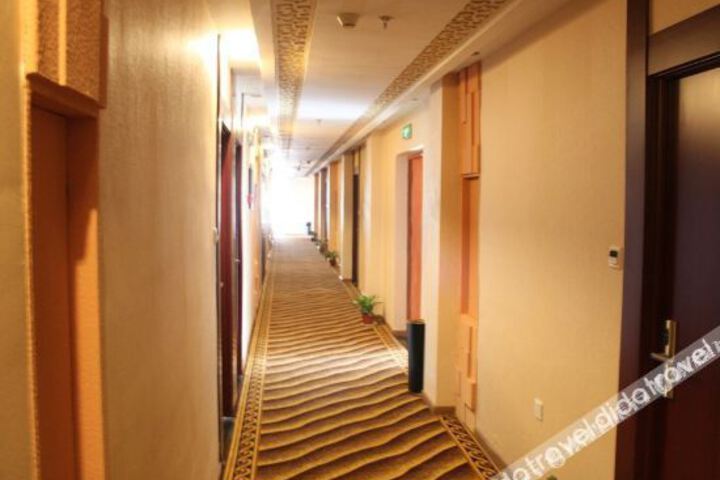Hotel Interior 6 of 16