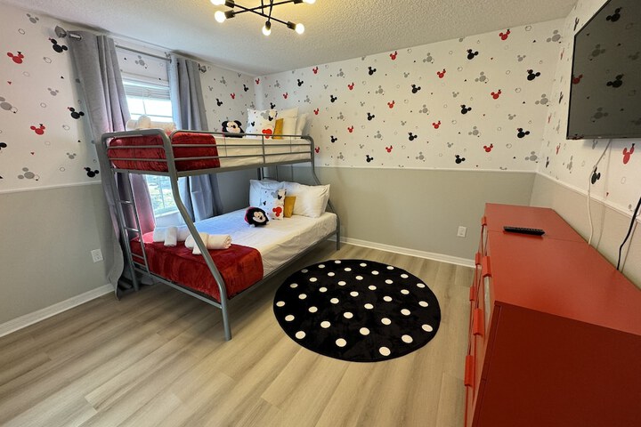 Room 16 of 65