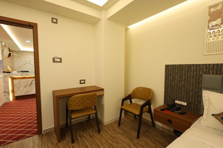 Room 42 of 62