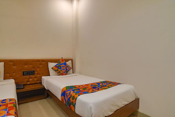 Room 26 of 47