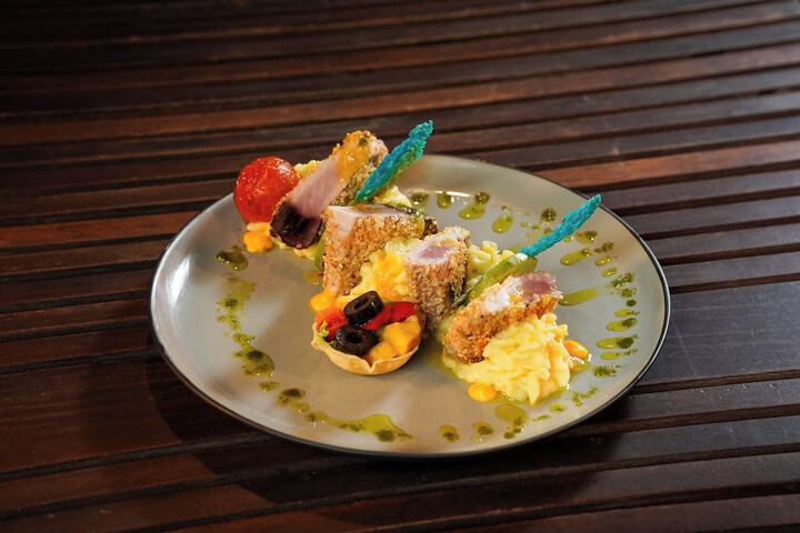 Dining 56 of 87
