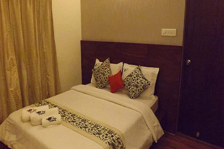 Room 7 of 26