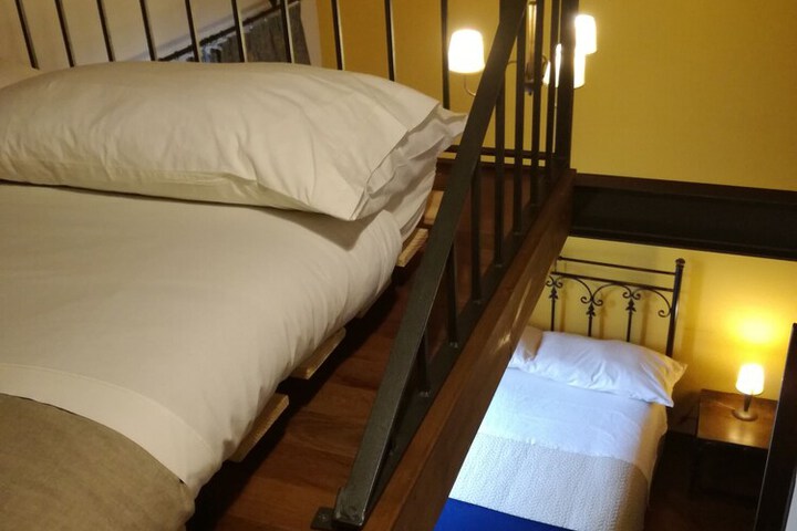 Room 15 of 26