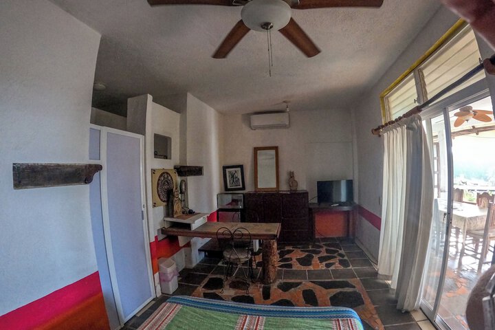 Room 15 of 89