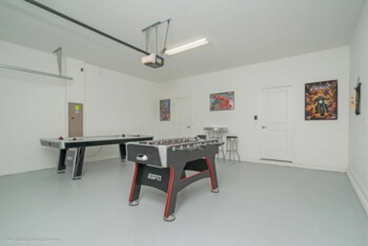 Room 16 of 62