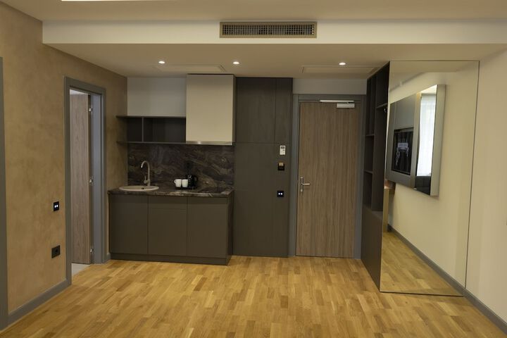Room 4 of 57