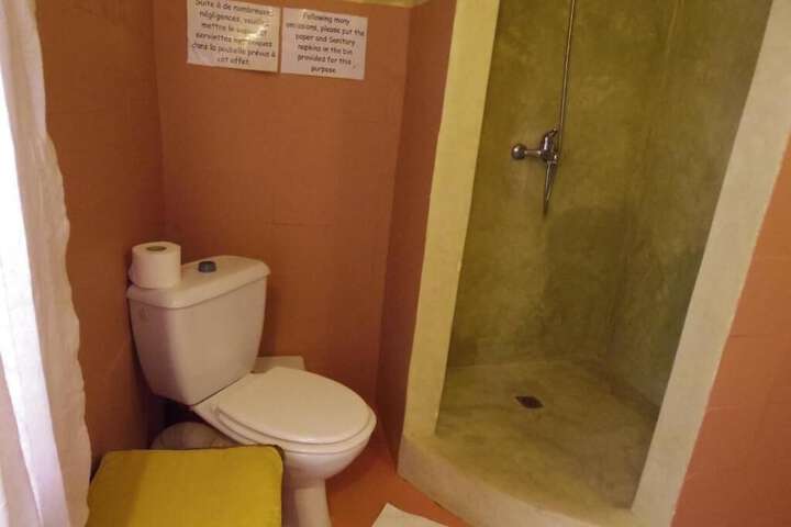 Room 32 of 57