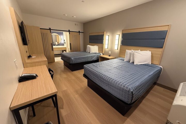 Room 12 of 31