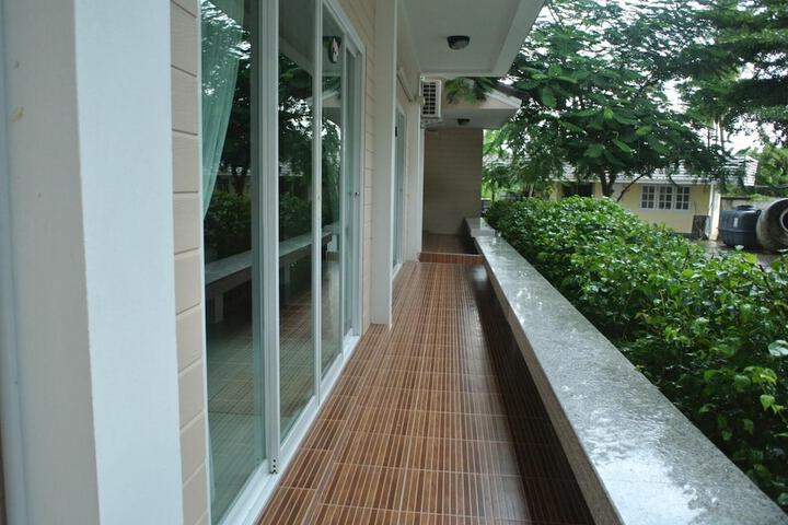 Terrace/Patio 12 of 47