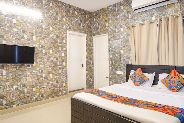 Room 19 of 27