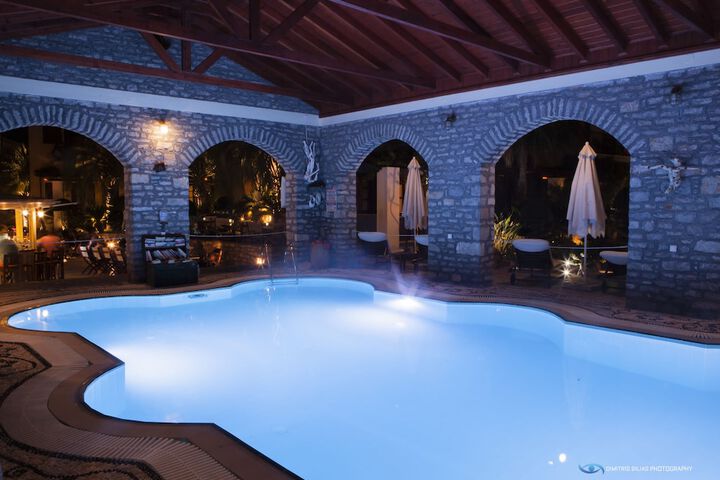 Pools & Facilities