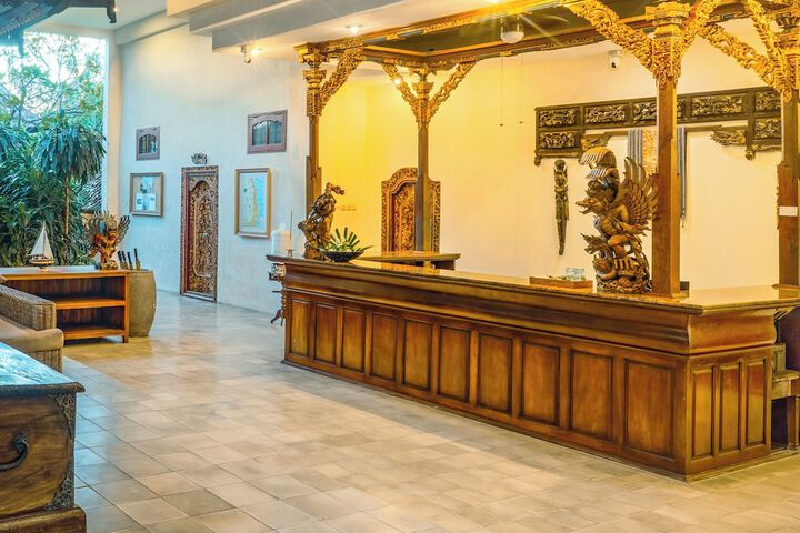 Lobby Photos