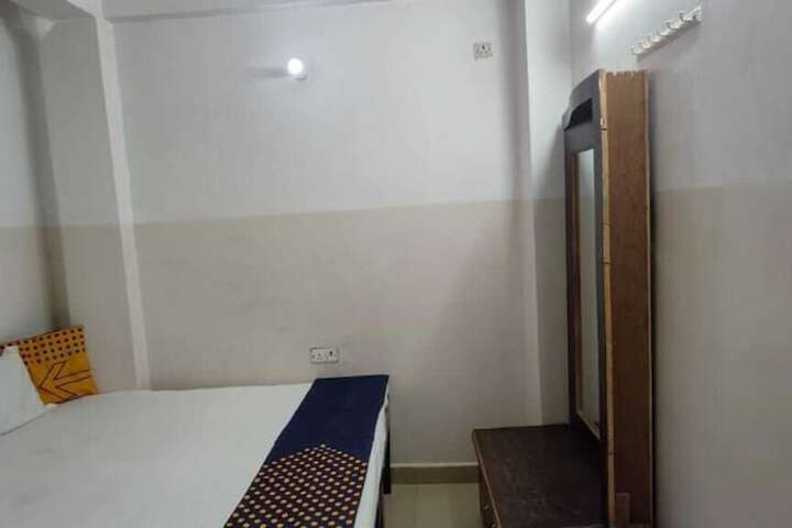 Room 19 of 30