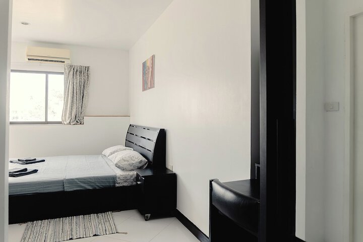 Room 9 of 74