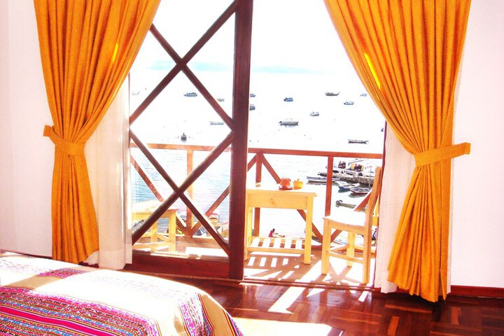 Room 2 of 19