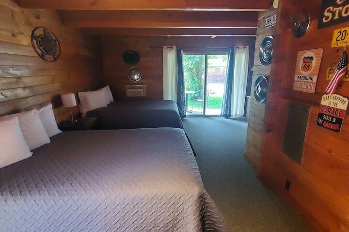 Room 10 of 47