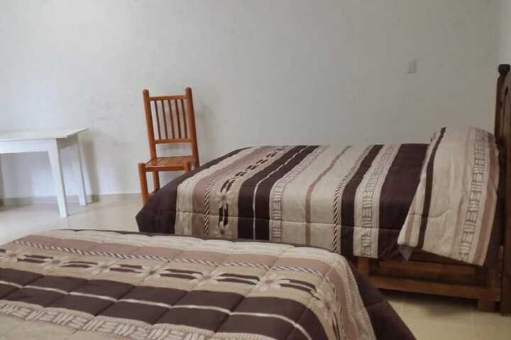 Room 10 of 38