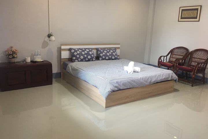 Room 26 of 53