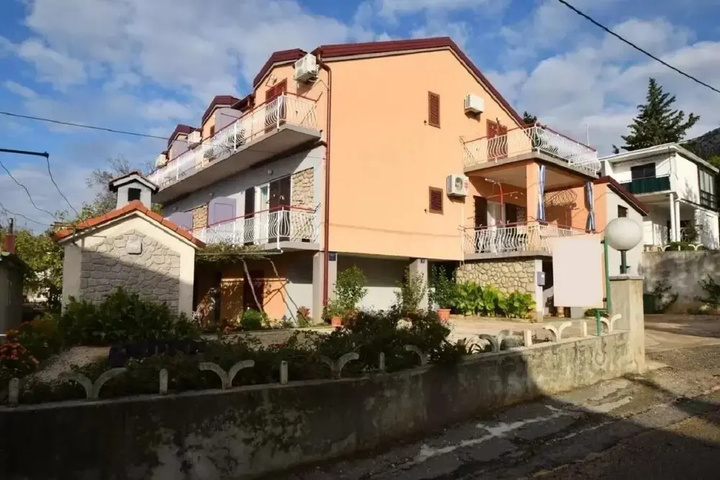 Mirja 130 m From sea A1