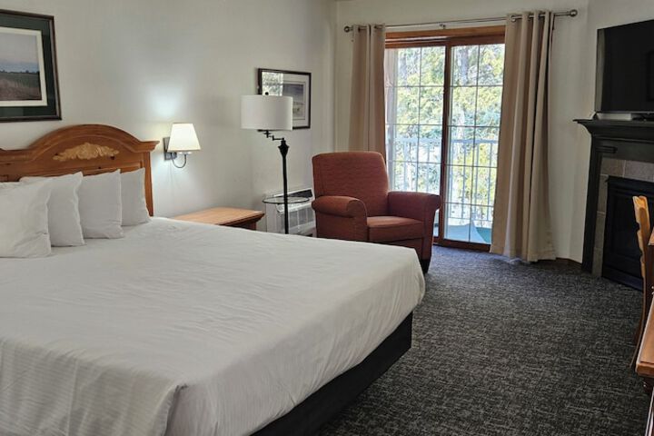 Room 51 of 100
