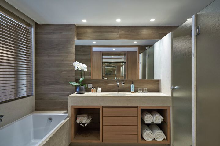 Room 60 of 180