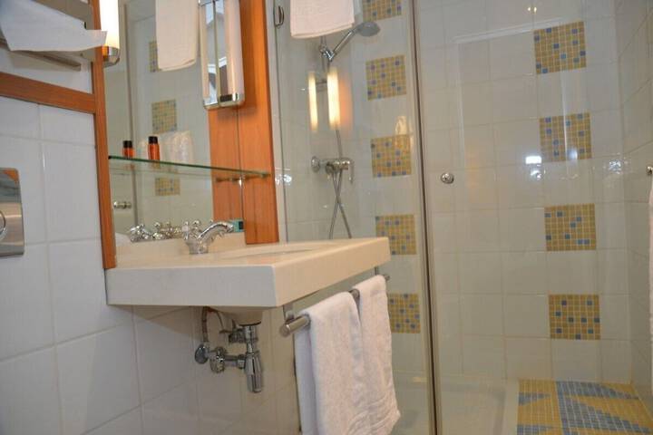 Clean Restrooms