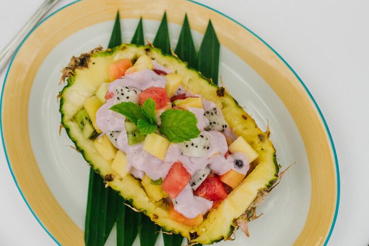 Lounge 79 of 126