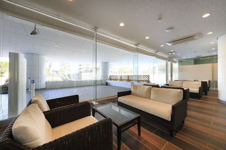 Hotel Lobby