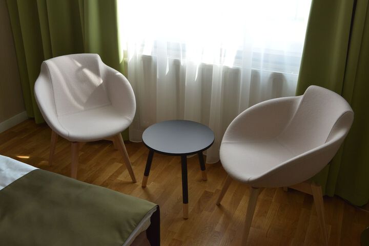 Room 17 of 43