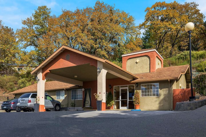 Exterior Photo