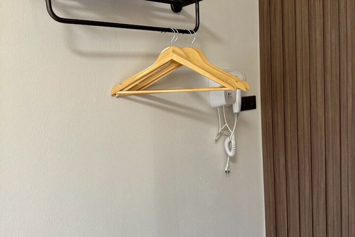 Room 8 of 36