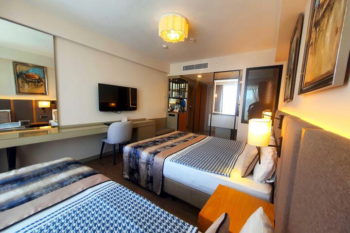 Room 115 of 125